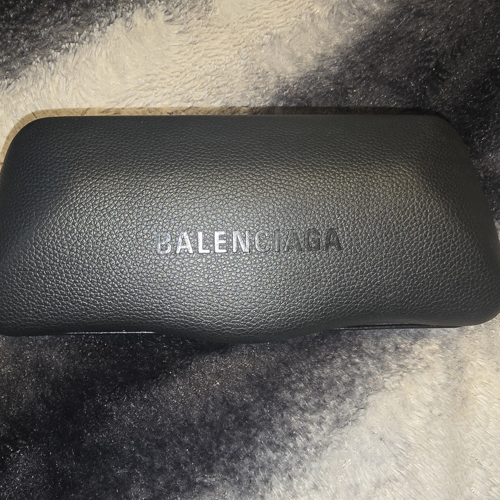 Balenciaga Black Sunglasses - Picture 4 of 6